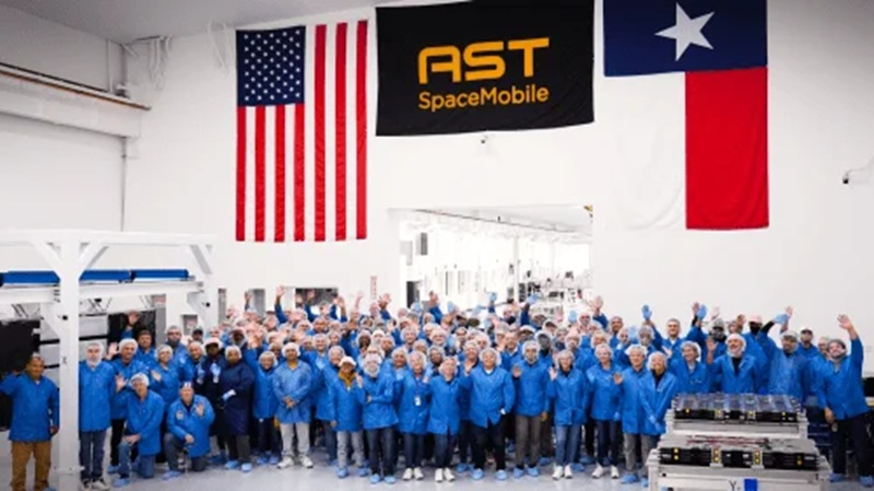 AST SpaceMobile 加速了智能手机的卫星互联网速度，几乎提升了五倍