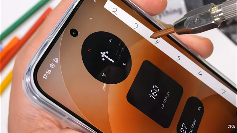 הטלפון Nothing Phone (4a) Pro עבר בדיקת עמידות ללא הפתעות, אך מצאנו פרט עם הגנה מפני מים.