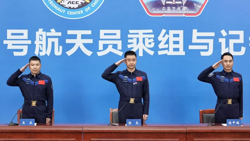 שבר בחלון של ספינת החלל: צוות שנז'ו-20 תיאר פינוי חירום מהאורביט