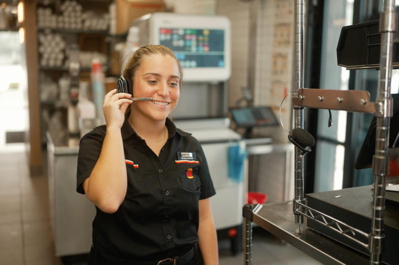בורגר קינג ישתמש בינה מלאכותית כדי לבדוק אם הצוות אומר "בבקשה" ו-"תודה".