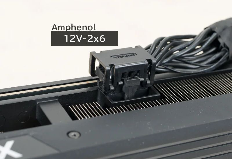 דֶל סגרה את חיבור החשמל המסתורי בעל 16 נקודות עבור כרטיסי וידאו כדי למנוע מהם להישרף