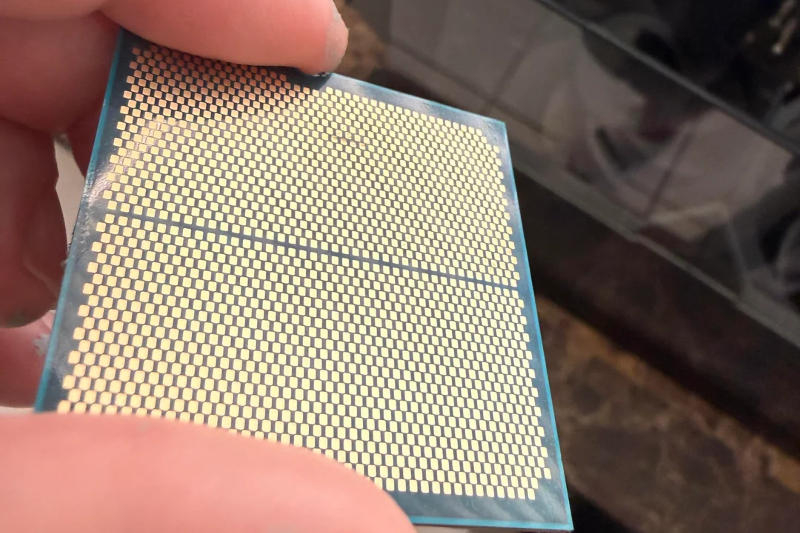 העדכון של BIOS התברר כלא יעיל: Ryzen 7 9800X3D ממשיך להיכשל על לוחות אם ASRock