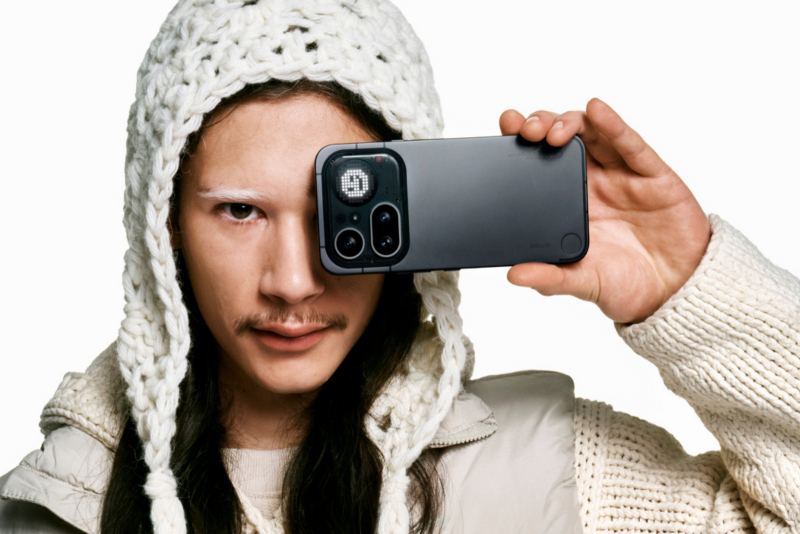 נוטינגן השיקה מודלים חדשים של טלפונים Phone (4a) ו-Phone (4a) Pro, מצוידים באור אחורי משופר ובעלות גבוהה יותר