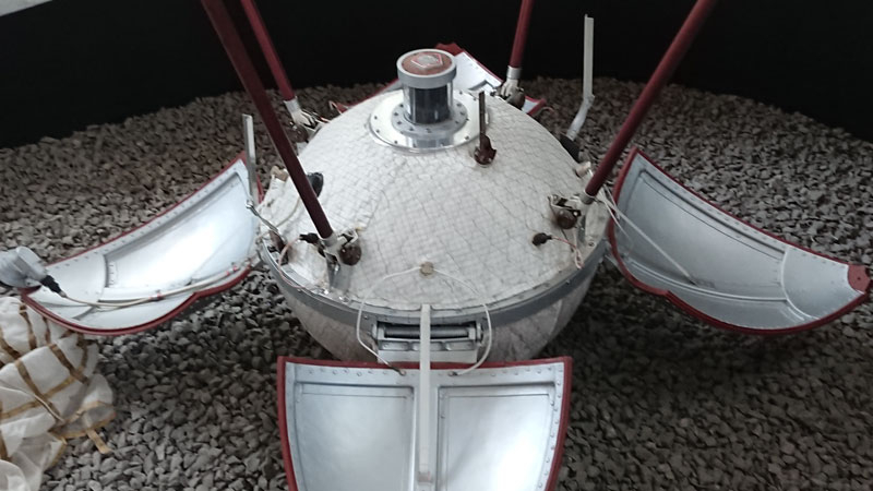 שישים שנה לפני כן נחתה לונה-9 על הירח בעדינות בפעם הראשונה – היום מדענים מנסים למצוא אותה שוב