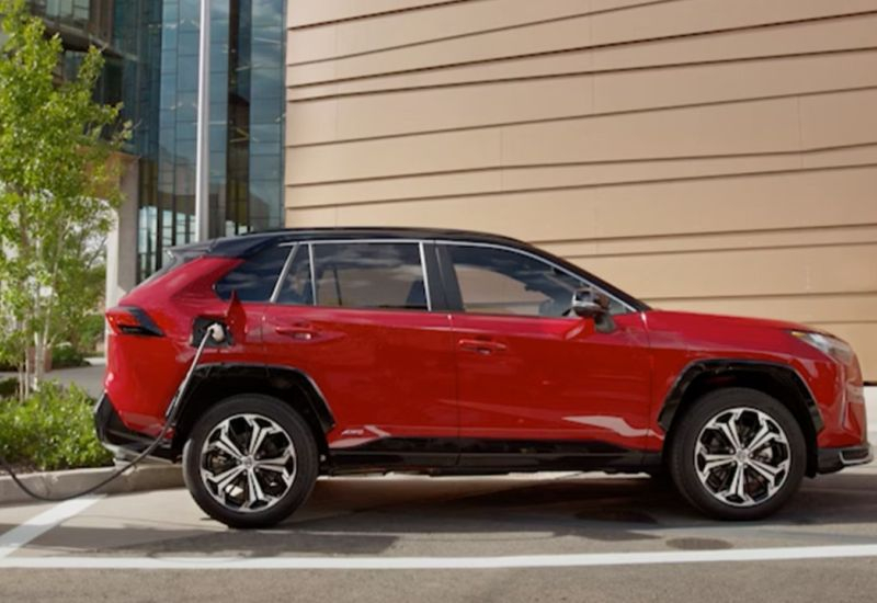 המחקר הראה כי רכבי היברידים עם טעינה חוזרת צורכים הרבה יותר דלק ממה שמוצהר.